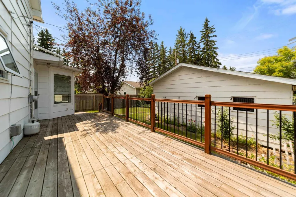 5114 52 Street Daysland AB T0B 1A0