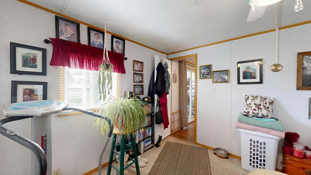 5910 Spruce Park Crescent Stettler AB T4K 1G7
