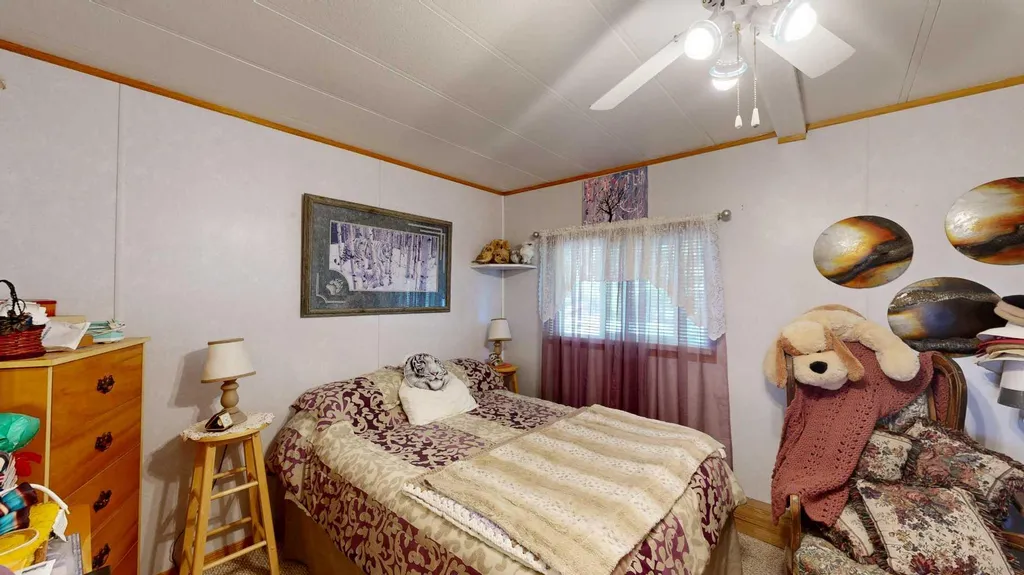 5910 Spruce Park Crescent Stettler AB T4K 1G7