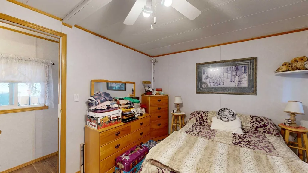 5910 Spruce Park Crescent Stettler AB T4K 1G7