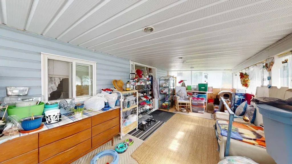 5910 Spruce Park Crescent Stettler AB T4K 1G7