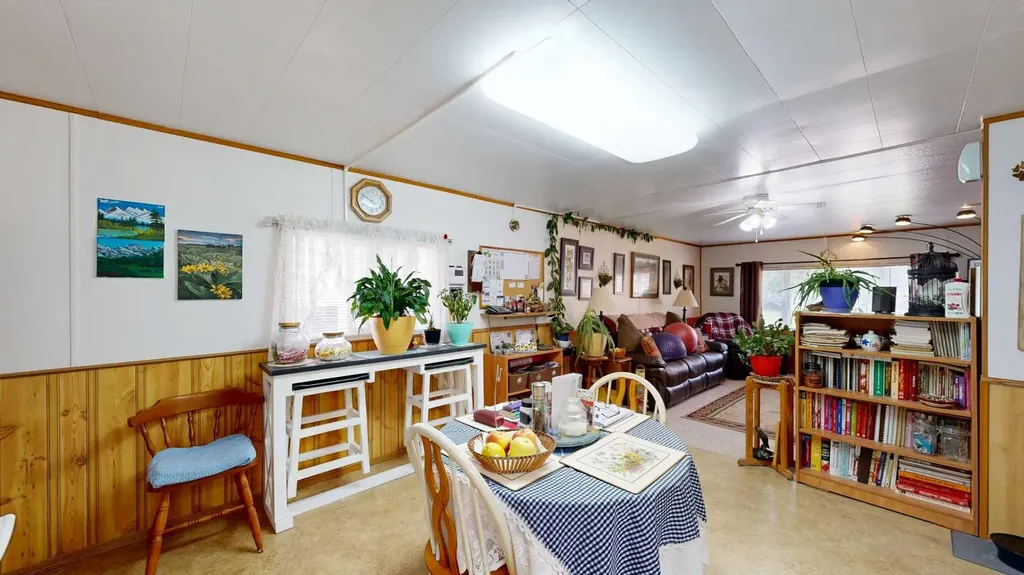 5910 Spruce Park Crescent Stettler AB T4K 1G7