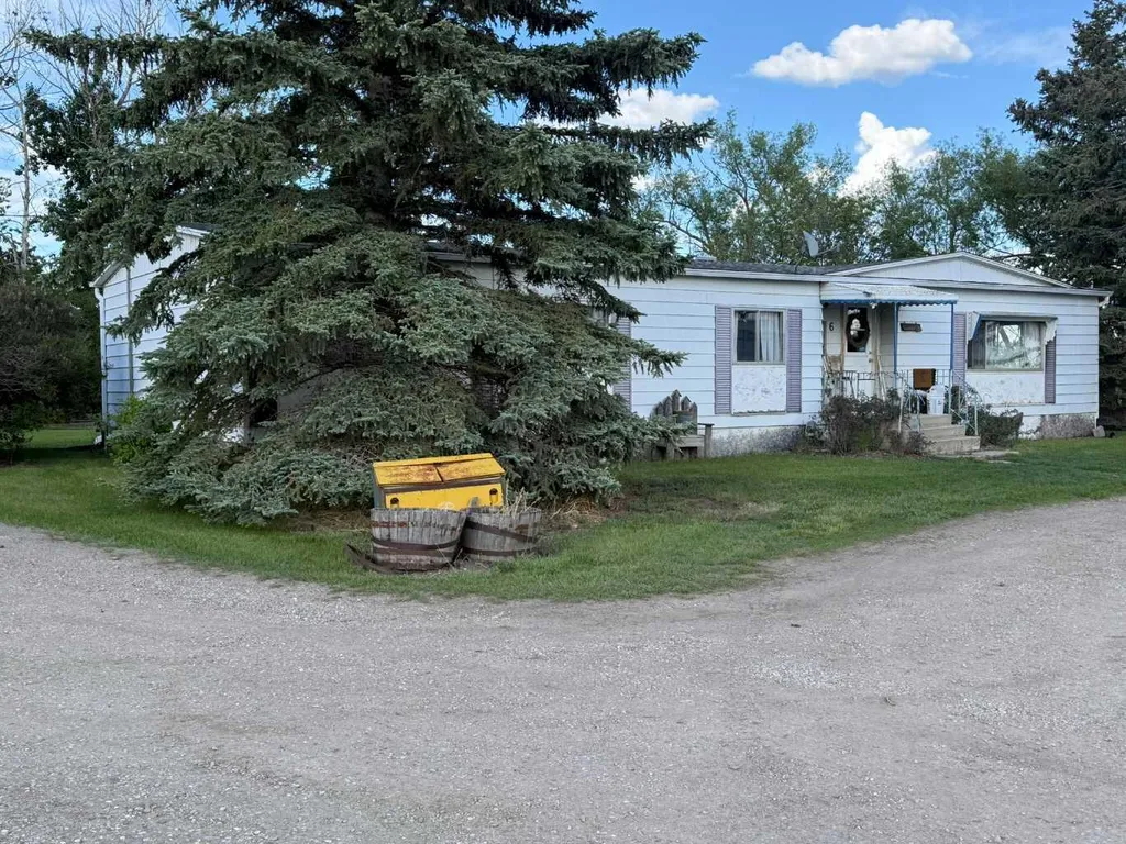 263058 Township Road 252 Rural Wheatland County AB T0J 1Y0