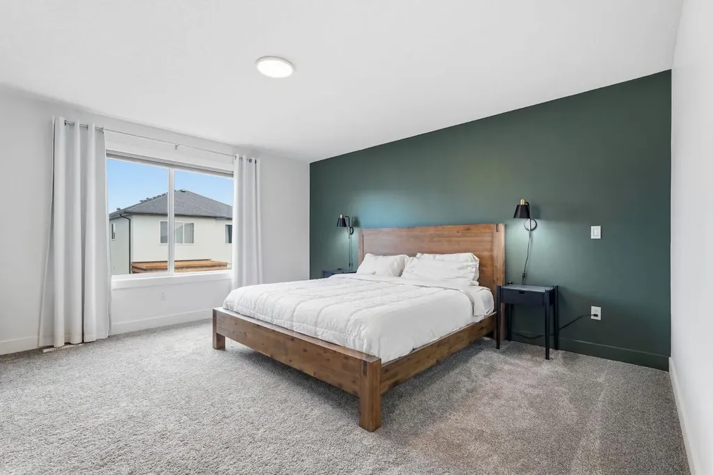 1356 Lackner Boulevard Carstairs AB T0M0N0
