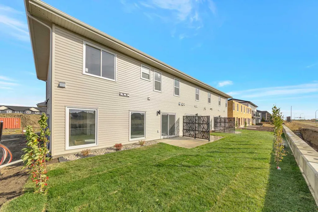 3616 41b Avenue Lloydminster SK S9V2L2