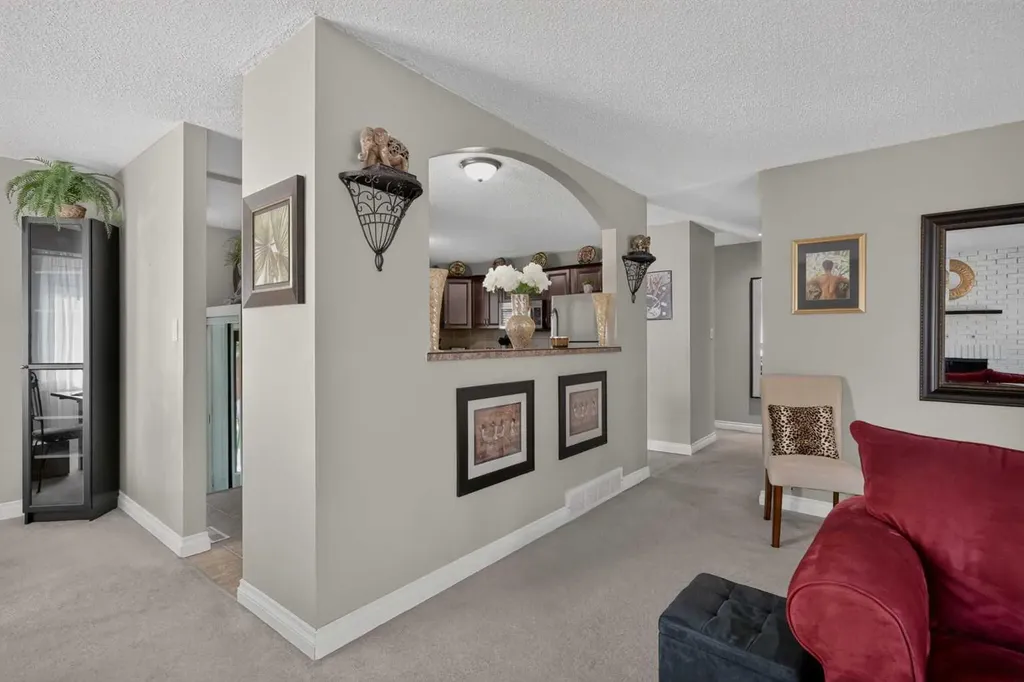 131 Cedarpark Drive SW Calgary AB T2W2J2