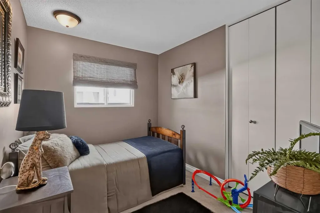 131 Cedarpark Drive SW Calgary AB T2W2J2
