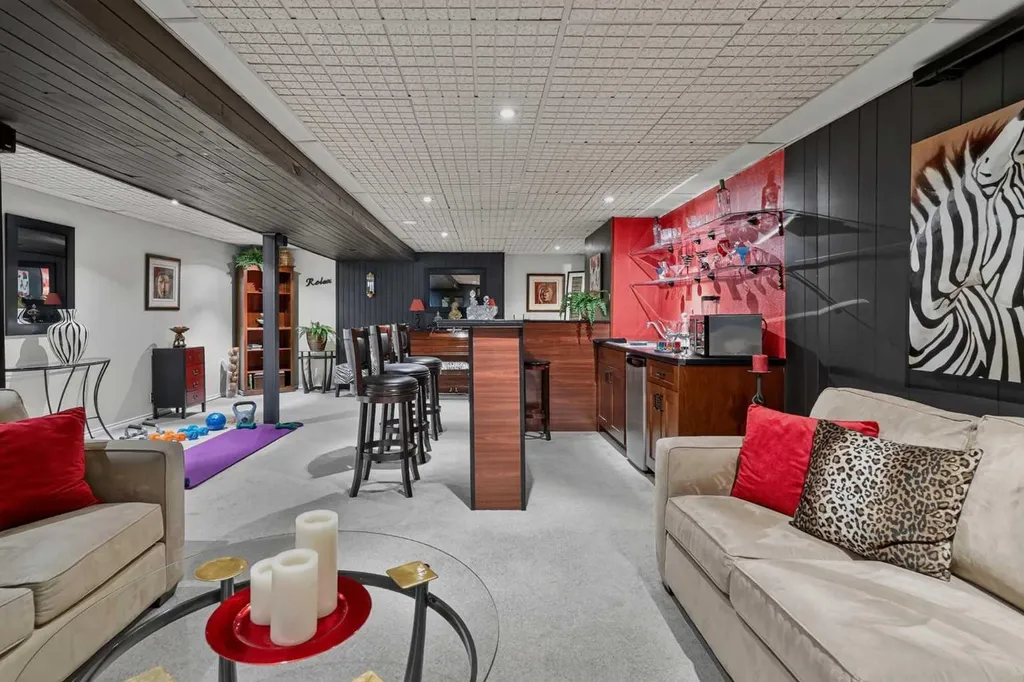131 Cedarpark Drive SW Calgary AB T2W2J2