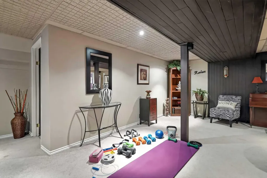 131 Cedarpark Drive SW Calgary AB T2W2J2