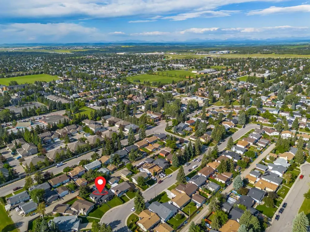 131 Cedarpark Drive SW Calgary AB T2W2J2