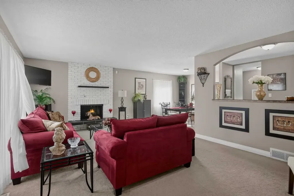 131 Cedarpark Drive SW Calgary AB T2W2J2