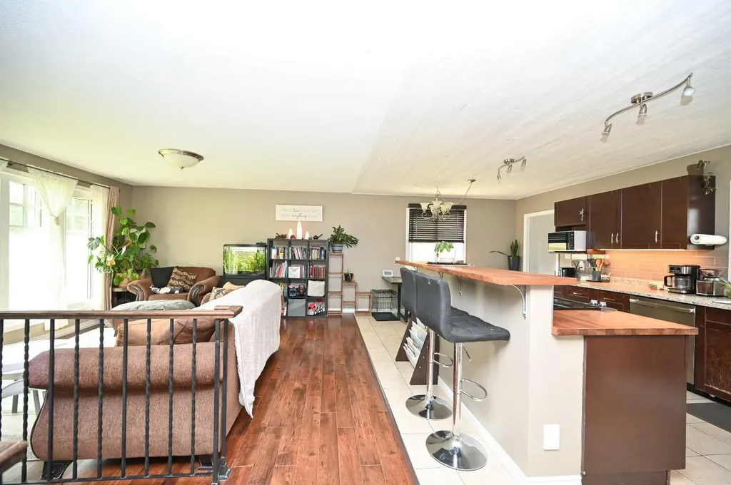 5005 44 Avenue Athabasca AB T9S 1J1