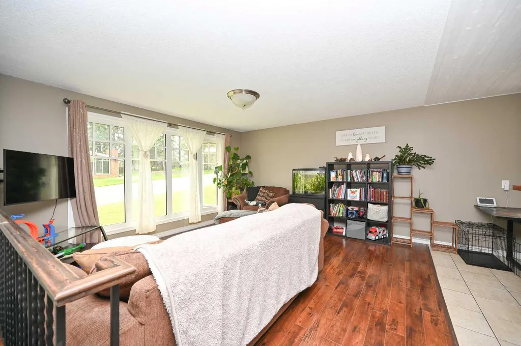 5005 44 Avenue Athabasca AB T9S 1J1