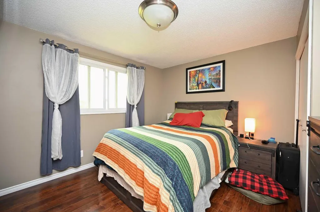 5005 44 Avenue Athabasca AB T9S 1J1