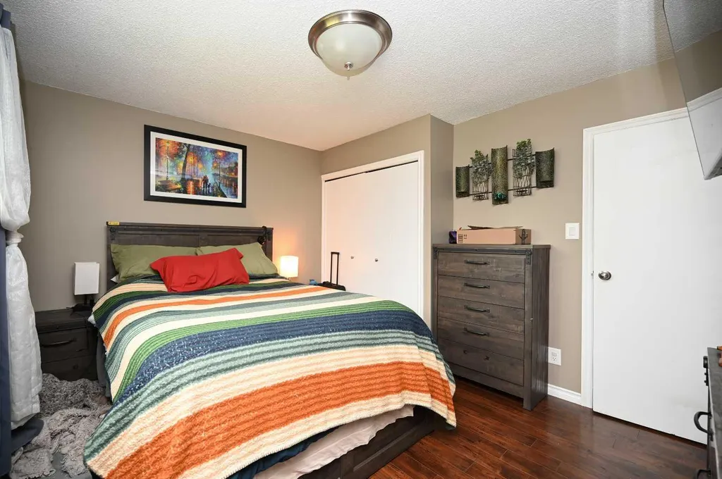 5005 44 Avenue Athabasca AB T9S 1J1