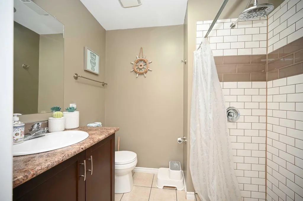 5005 44 Avenue Athabasca AB T9S 1J1