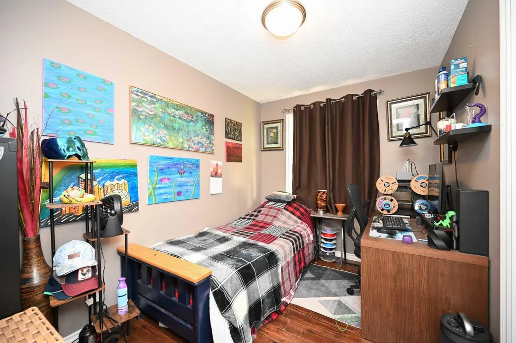 5005 44 Avenue Athabasca AB T9S 1J1