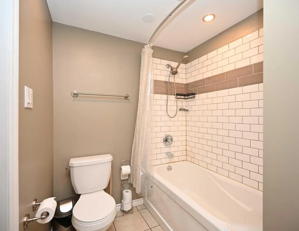 5005 44 Avenue Athabasca AB T9S 1J1