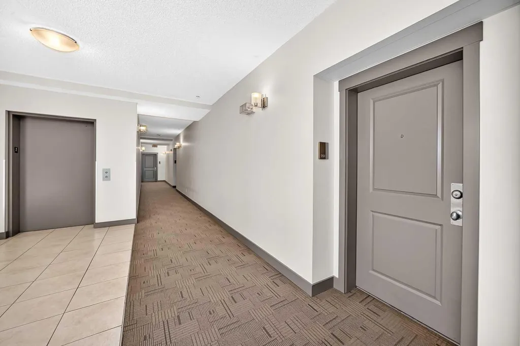 35 Inglewood Park SE Calgary AB T2G3W9