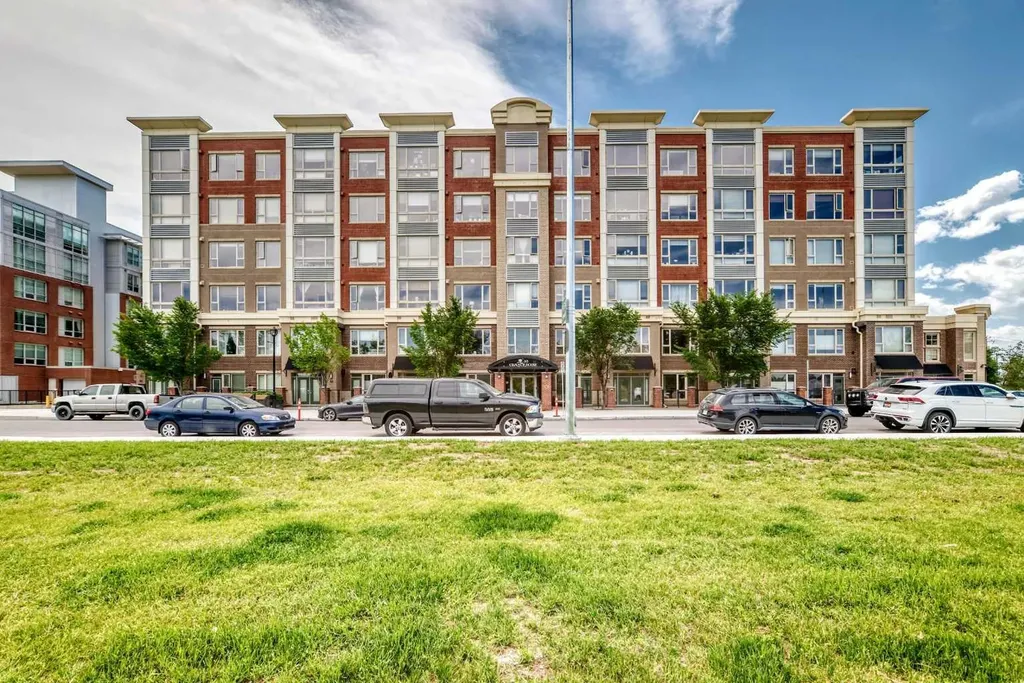 35 Inglewood Park SE Calgary AB T2G3W9