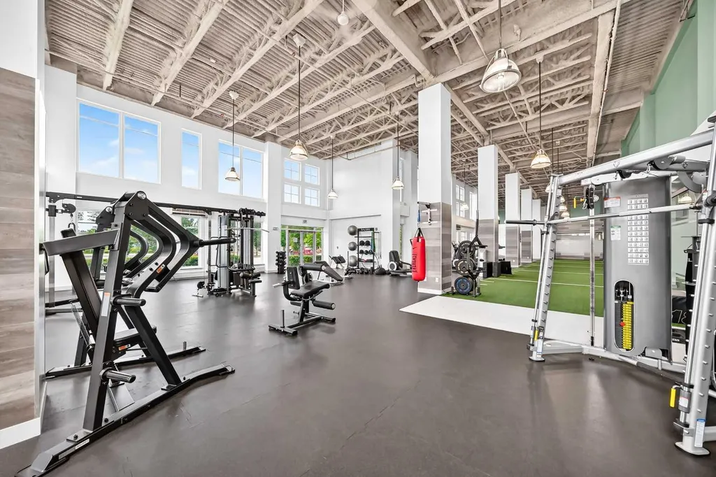 35 Inglewood Park SE Calgary AB T2G3W9