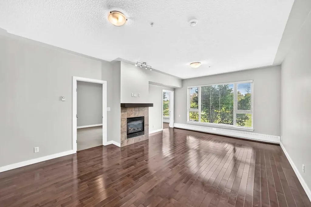 35 Inglewood Park SE Calgary AB T2G3W9