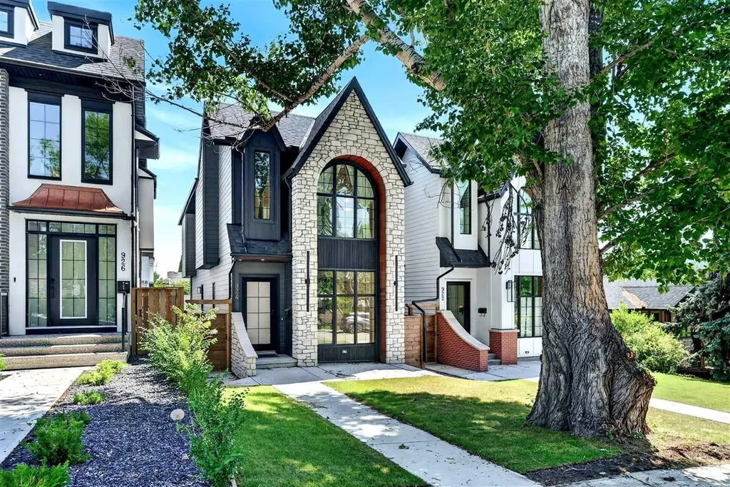 924 33a Street NW Calgary AB T2N 2X3
