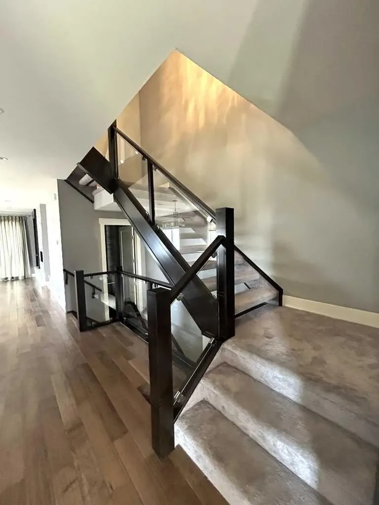 532 22 Avenue NE Calgary AB T2E 1T9
