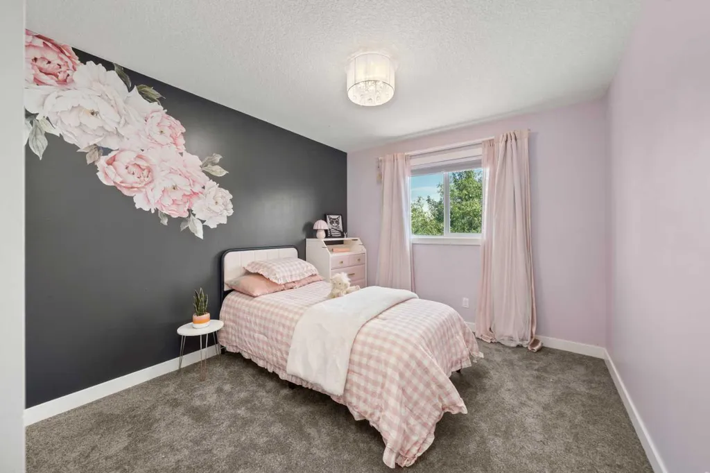 172 Mcivor Terrace Chestermere AB T1X 0R6