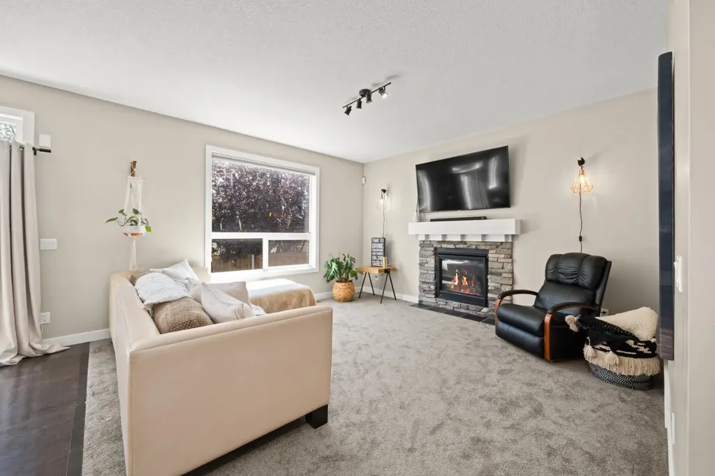 172 Mcivor Terrace Chestermere AB T1X 0R6