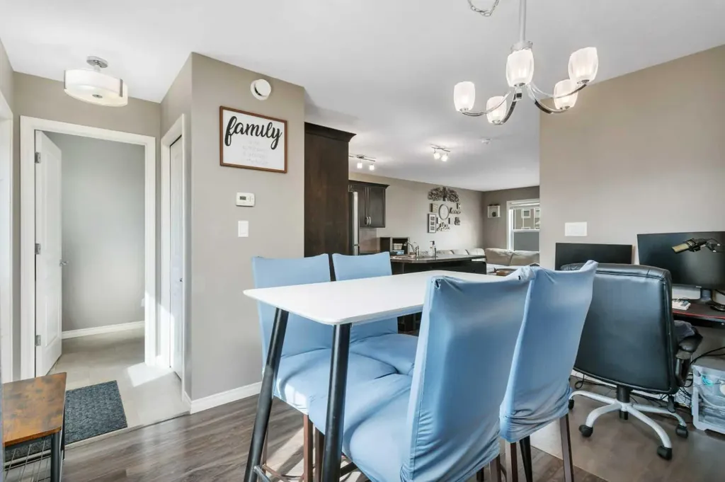 6 Reid Court Sylvan Lake AB T4S 1W3
