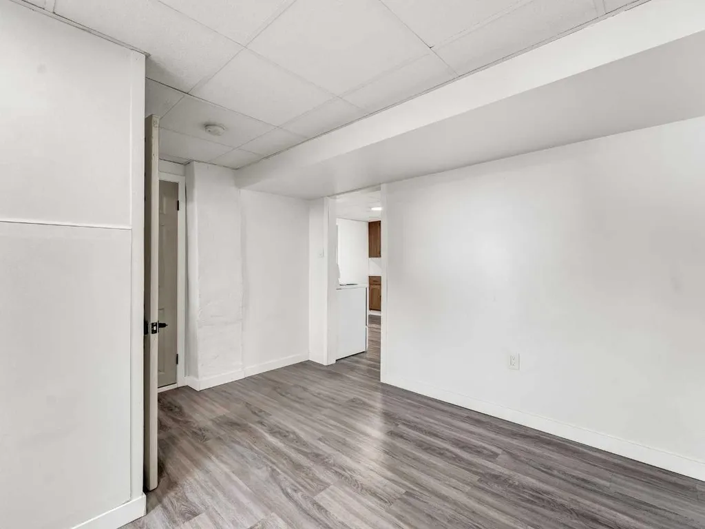 112 8 Street SW Medicine Hat AB T1A 4L6