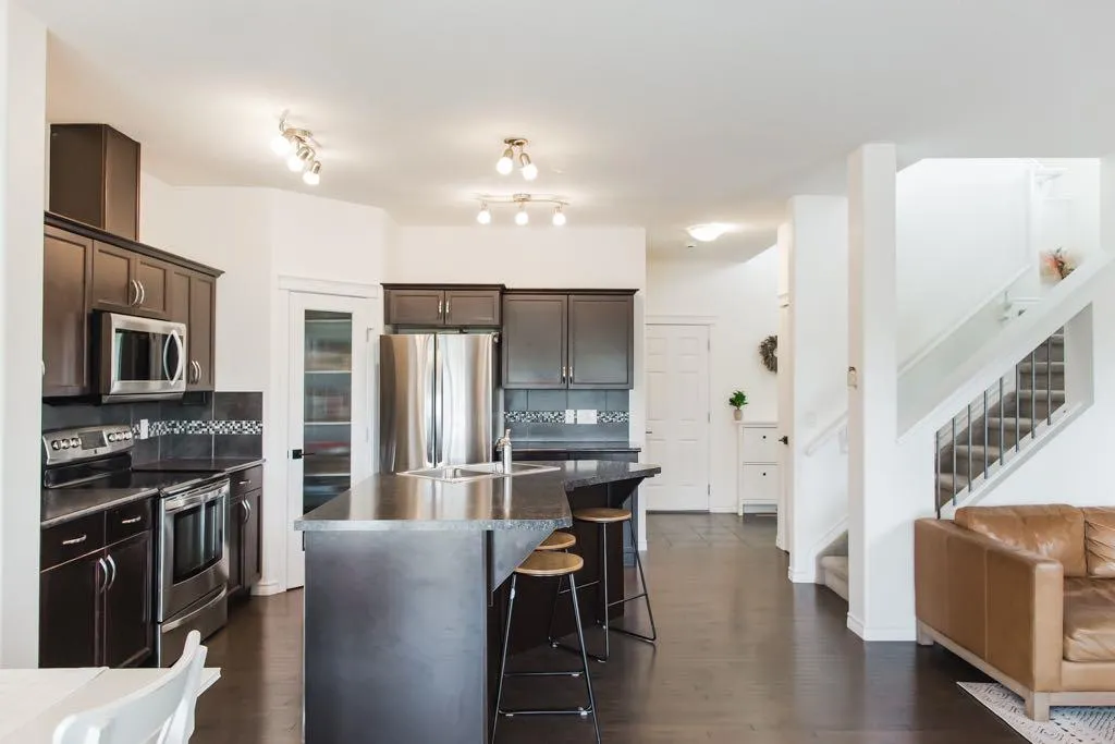 10261 85 Street Grande Prairie AB T8X 0K3