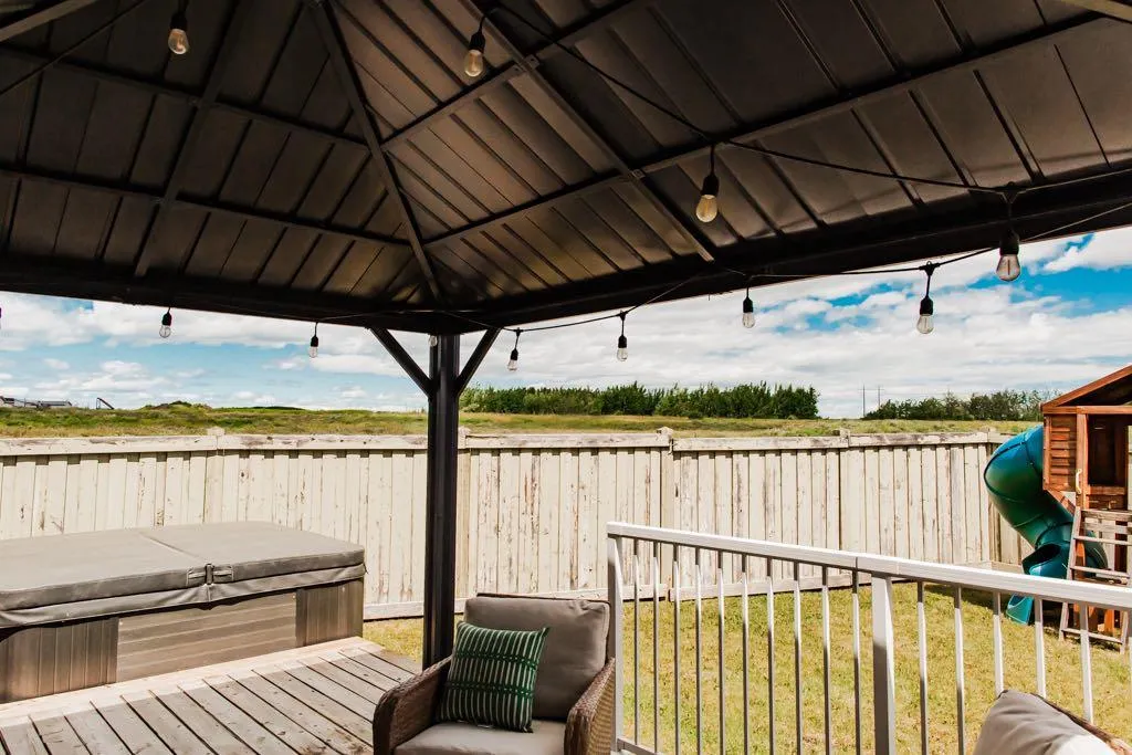 10261 85 Street Grande Prairie AB T8X 0K3
