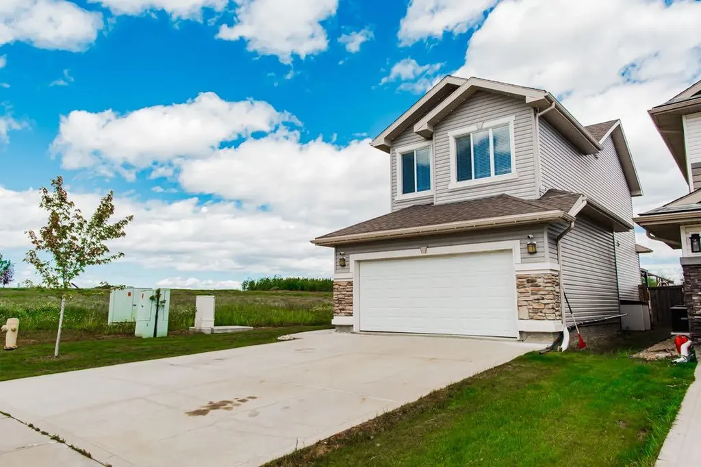 10261 85 Street Grande Prairie AB T8X 0K3