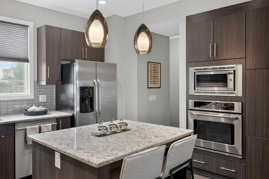 211 Skyview Point Road NE Calgary AB T3N 0K6