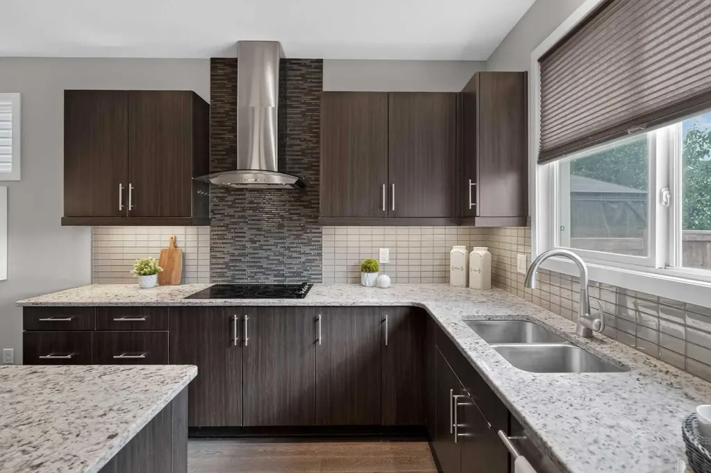 211 Skyview Point Road NE Calgary AB T3N 0K6