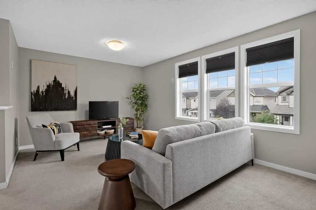 211 Skyview Point Road NE Calgary AB T3N 0K6