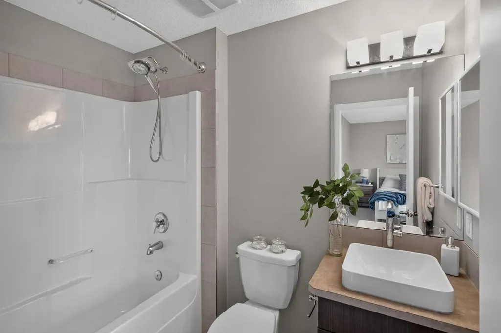 211 Skyview Point Road NE Calgary AB T3N 0K6