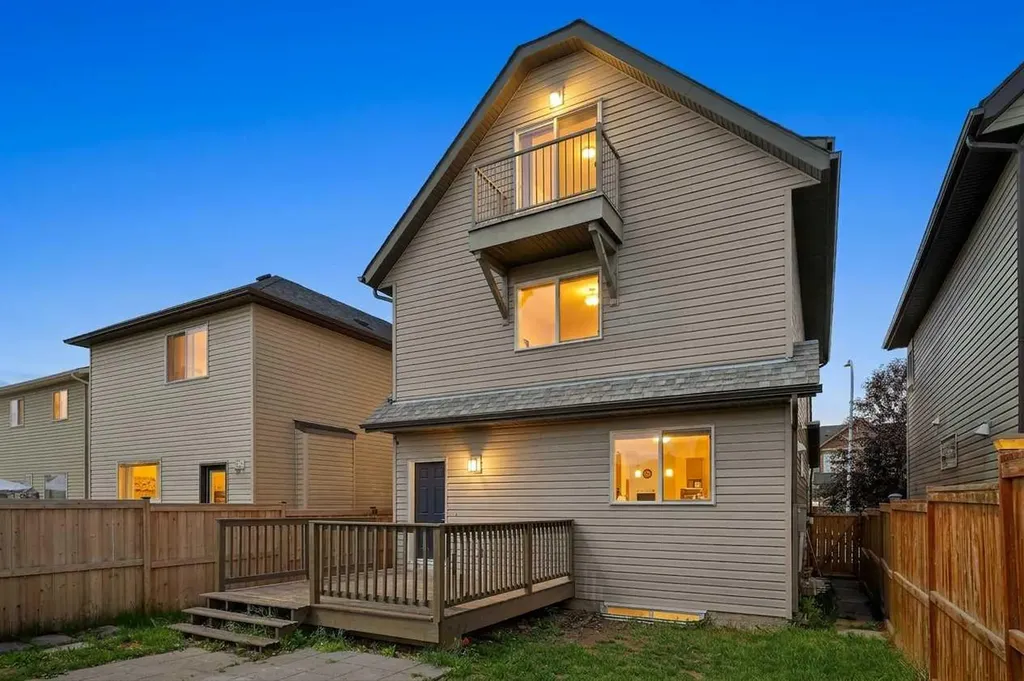211 Skyview Point Road NE Calgary AB T3N 0K6