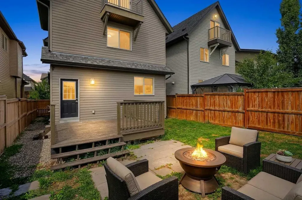 211 Skyview Point Road NE Calgary AB T3N 0K6