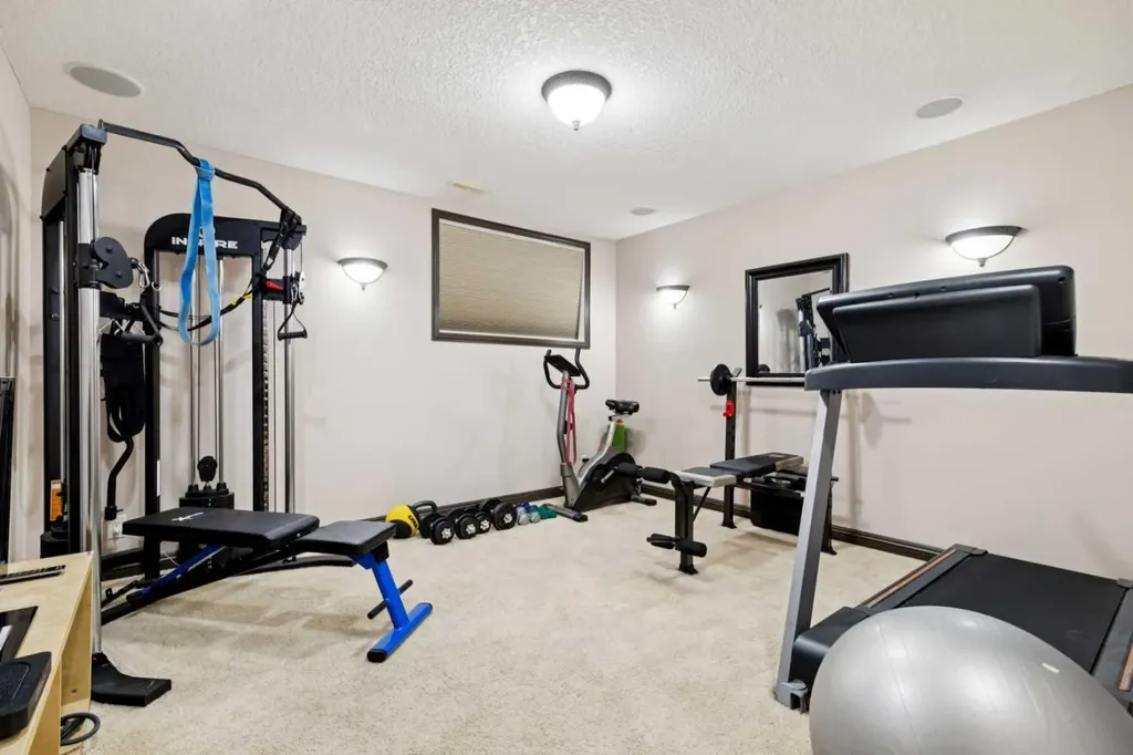 316 Prestwick Terrace SE Calgary AB T2Z 0H4