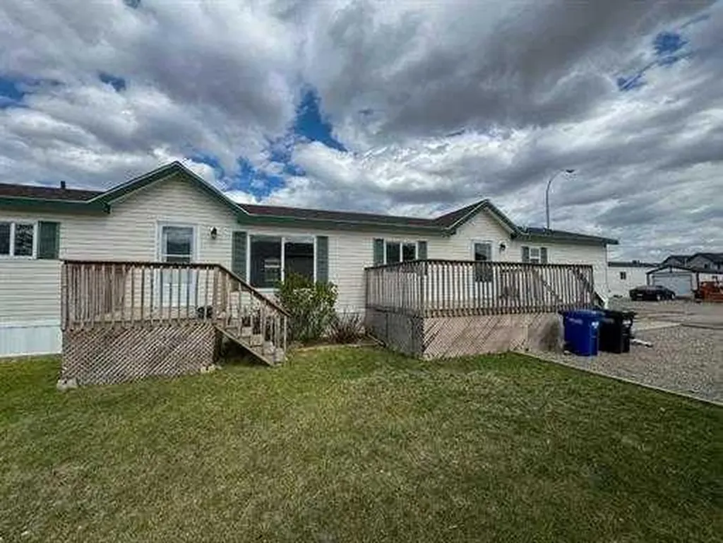 305 Rodeo Drive Fort Macleod AB T0L 0Z0