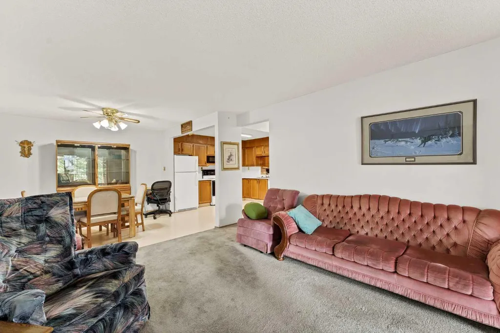 3090 15 Avenue SE Medicine Hat AB T1B 3Z3