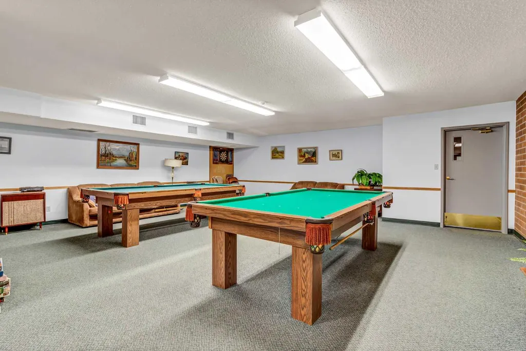 3090 15 Avenue SE Medicine Hat AB T1B 3Z3