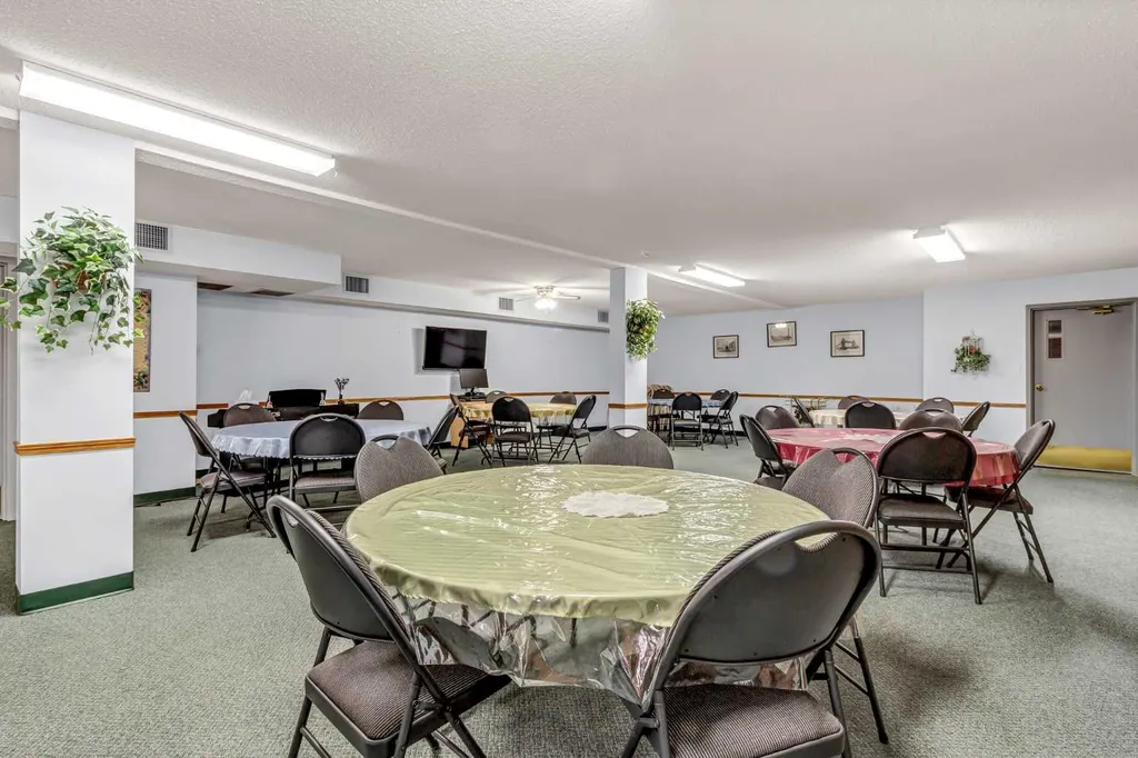 3090 15 Avenue SE Medicine Hat AB T1B 3Z3