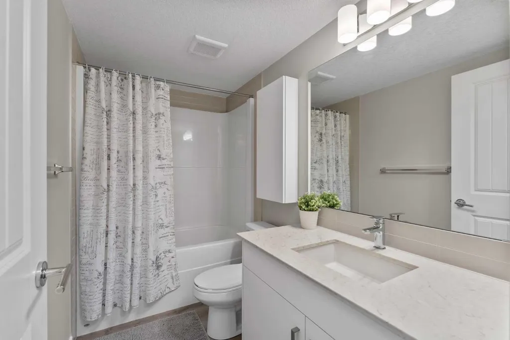 110 Auburn Meadows View SE Calgary AB T3M 2M2
