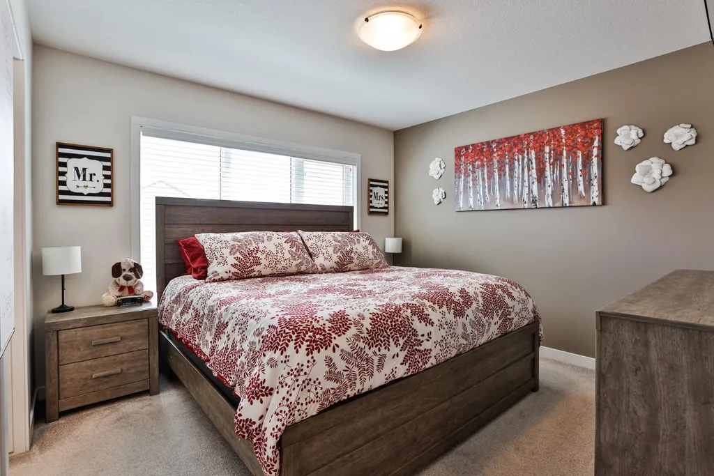 963 40 Avenue N Lethbridge AB T1H7G9