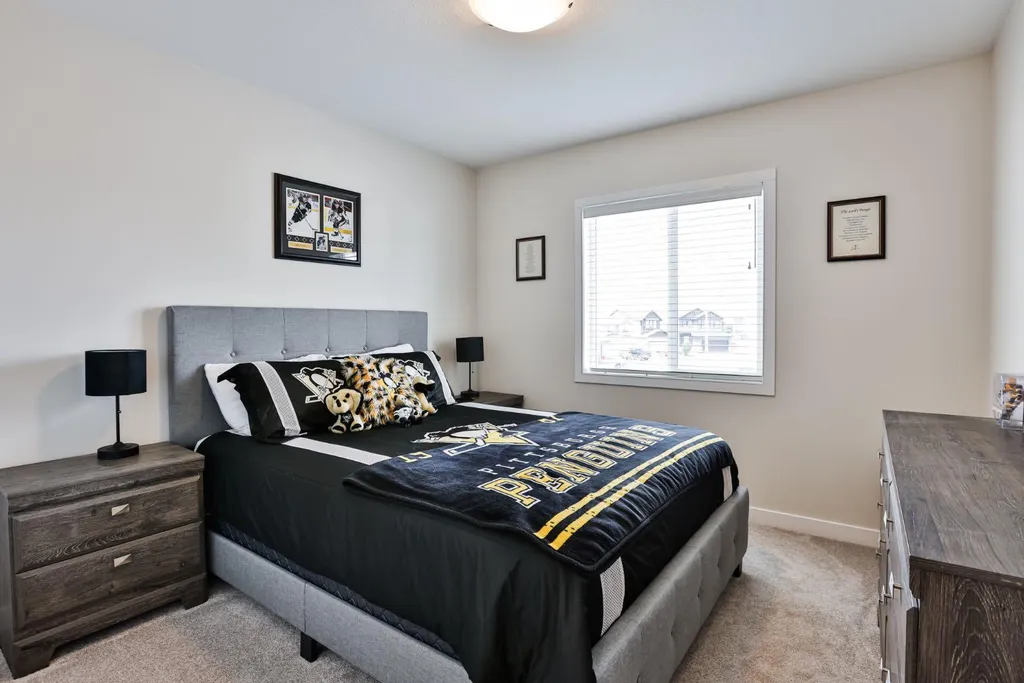 963 40 Avenue N Lethbridge AB T1H7G9