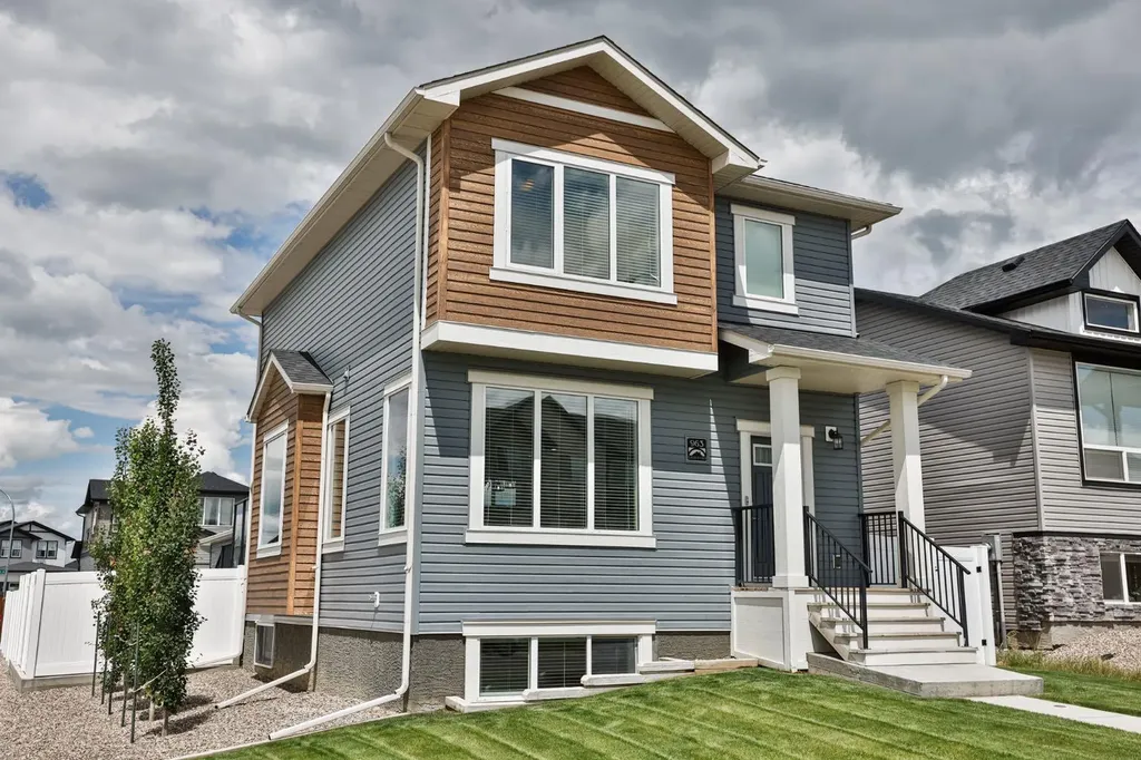 963 40 Avenue N Lethbridge AB T1H7G9